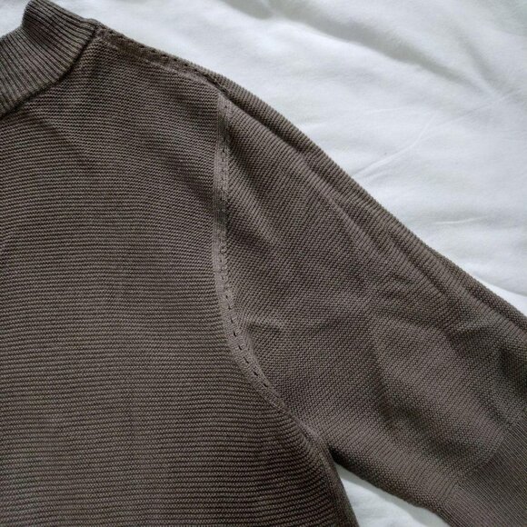 Navor Dark Brown Short Sleeve Knit Top - Picture 2 of 5